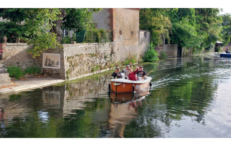 LES BATEAUX A BONNEVAL